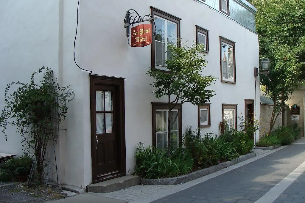 Au Petit Hotel Québec