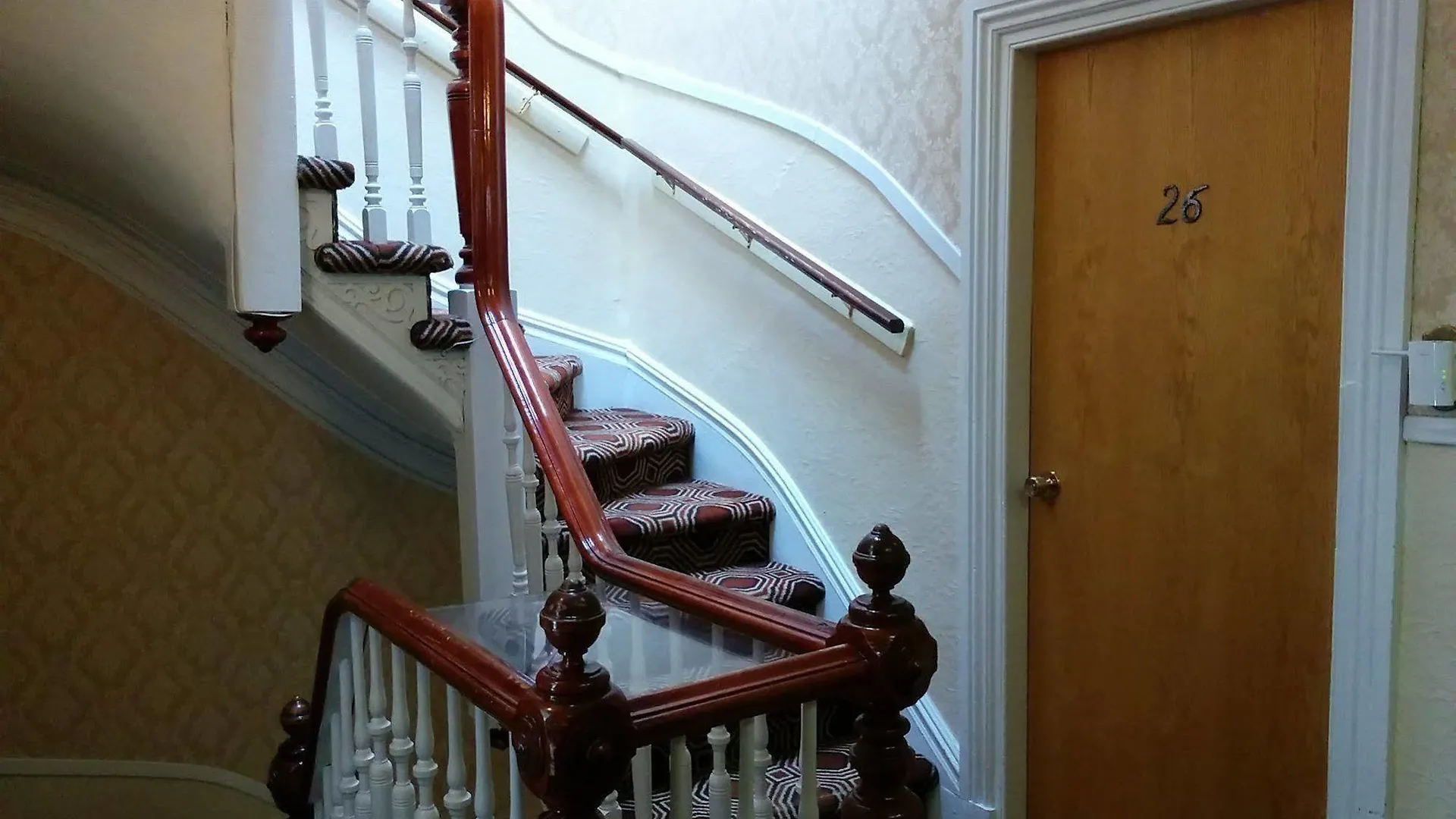 Au Petit Hotel Québec