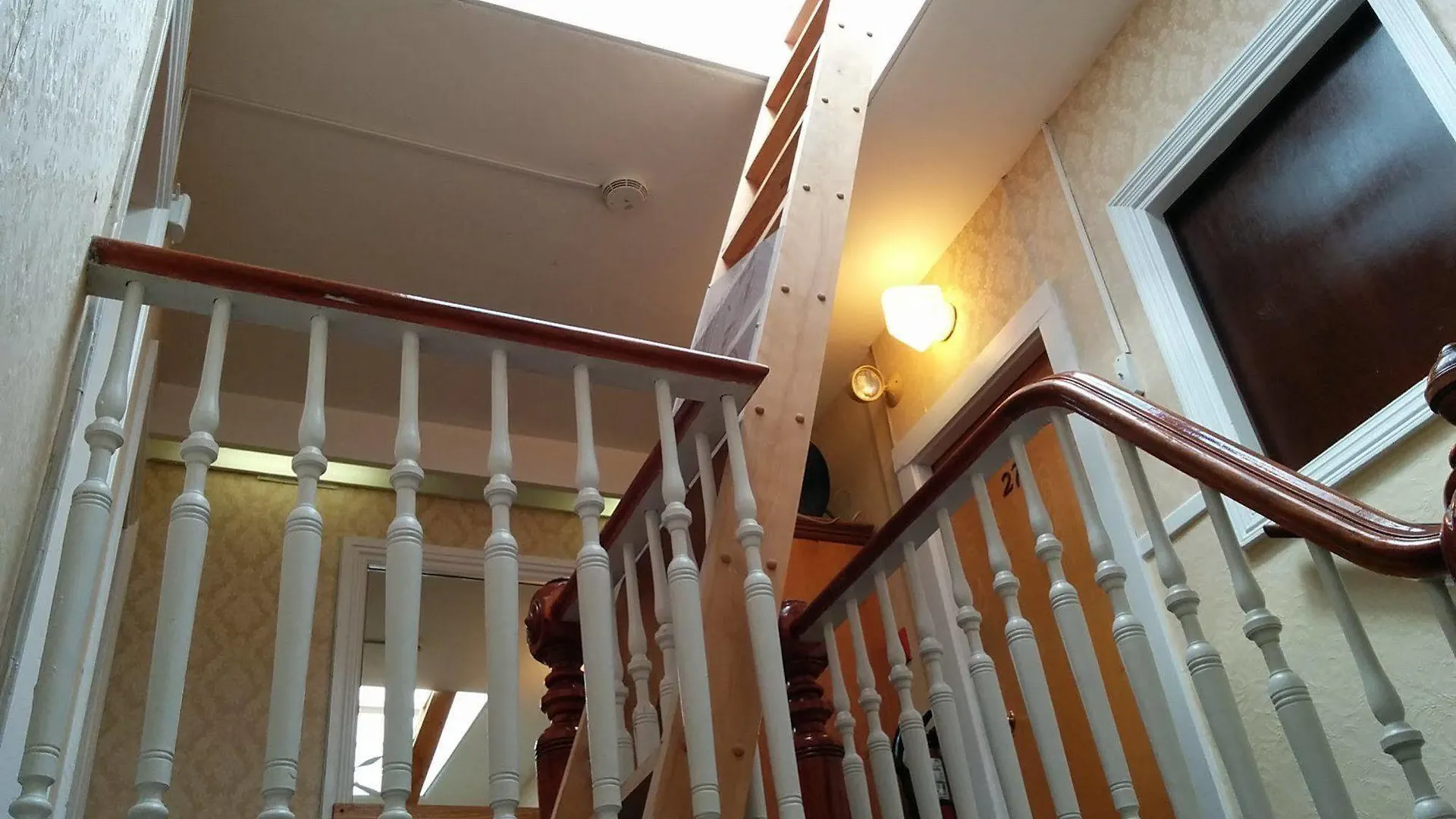 Au Petit Hotel Quebec City